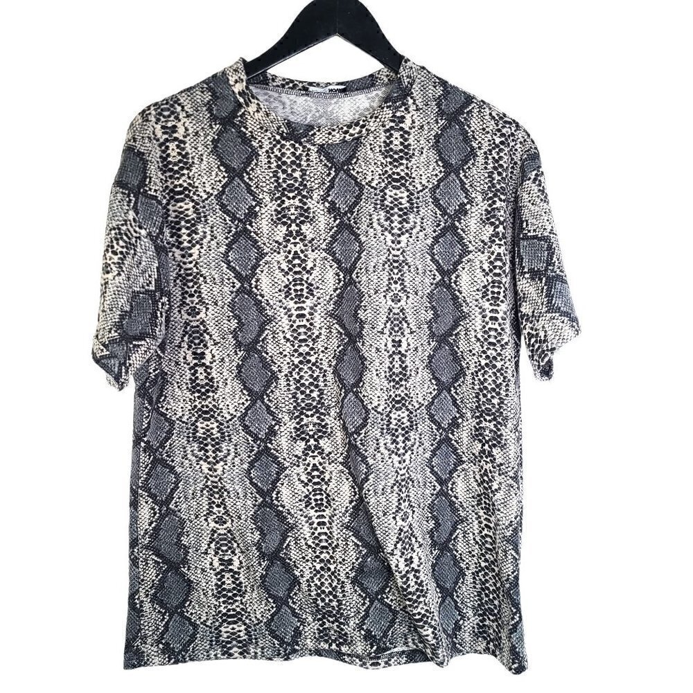 Womens Gray Black Snakeskin Mock Neck Oversized Top